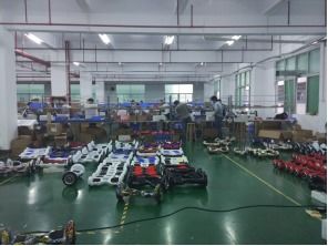 只剩100萬養(yǎng)活900名工人，外貿(mào)工廠的生存之路 轉(zhuǎn)向國內(nèi)貿(mào)易代理